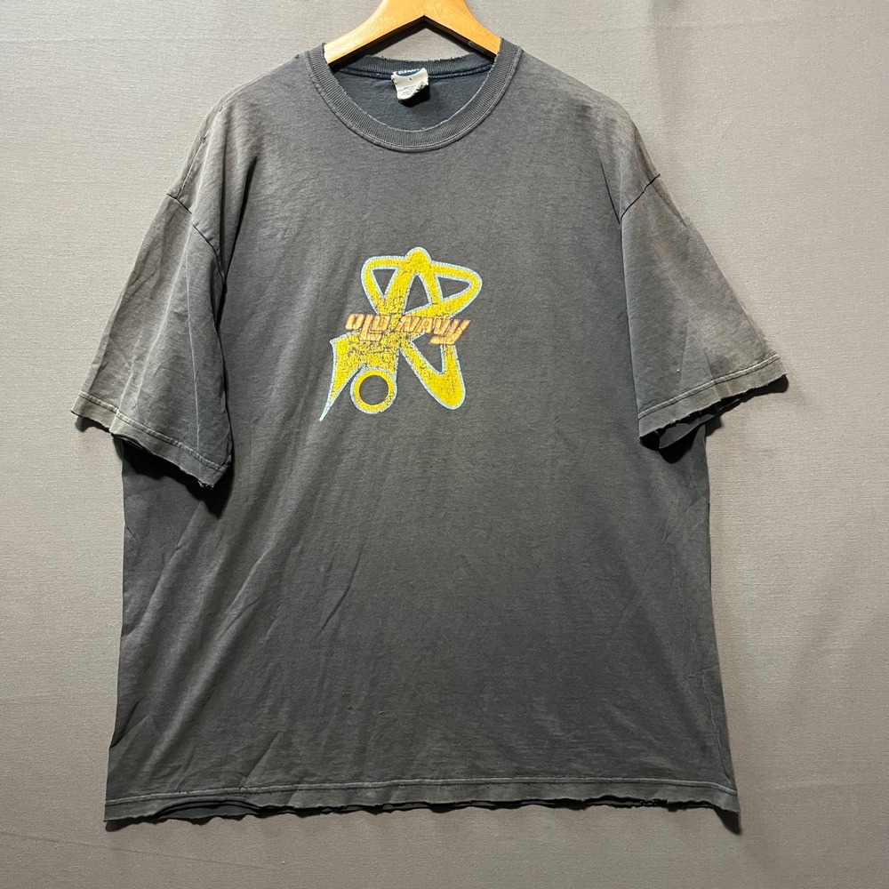 Vintage Old Navy Thrashed Graphic T-Shirt Gray Sun Faded Distressed Men L